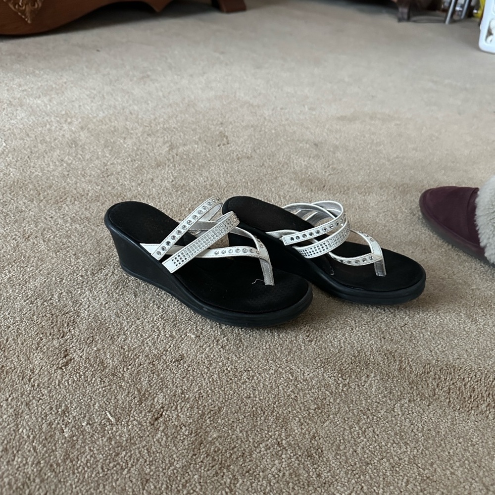 Chic Black and White Women's Wedge Sandals